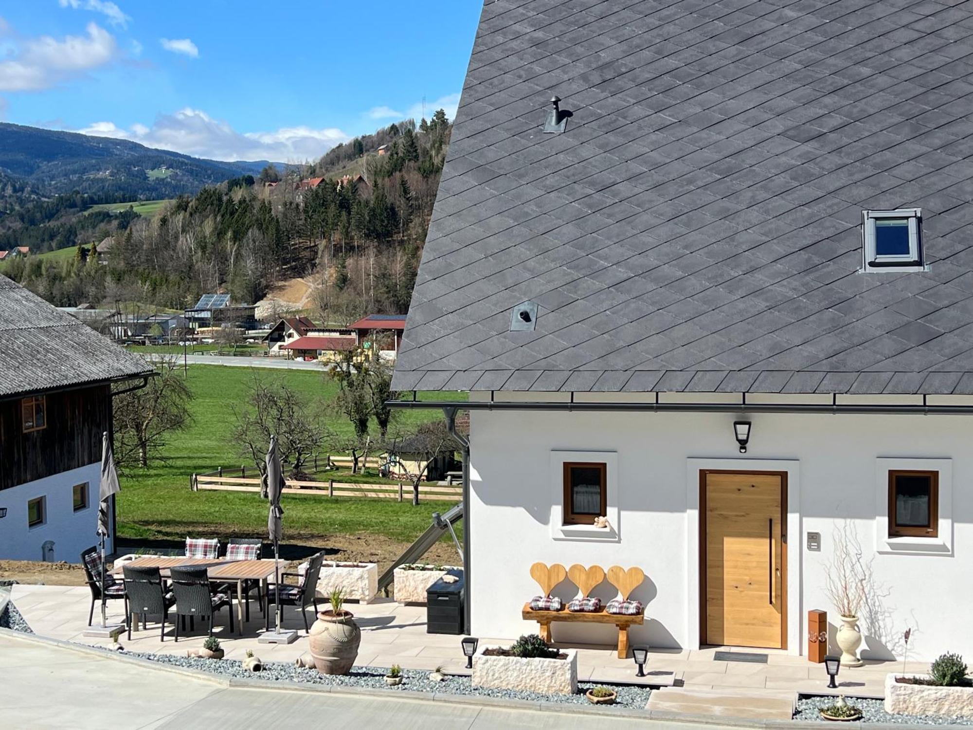 Sonnenschein Appartement- Und Ferienhaus Mit Terrasse Und Garten Eibiswald Extérieur photo